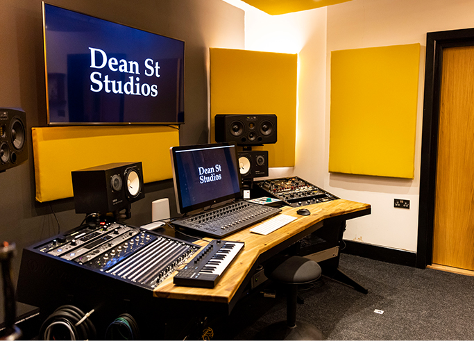 DeanSt-Studio-2_15